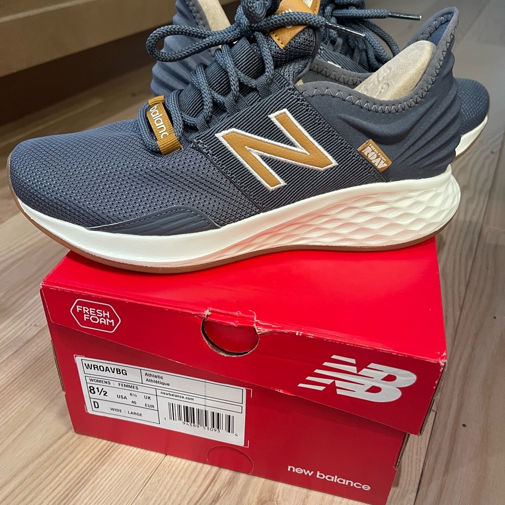 New balance shoes